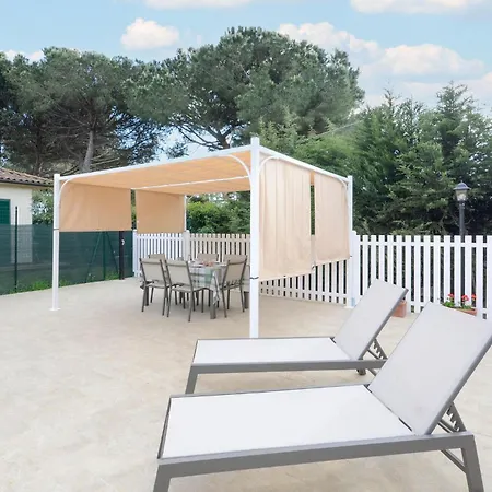 Feriehus Cozy In With Wifi Cecina (Livorno)